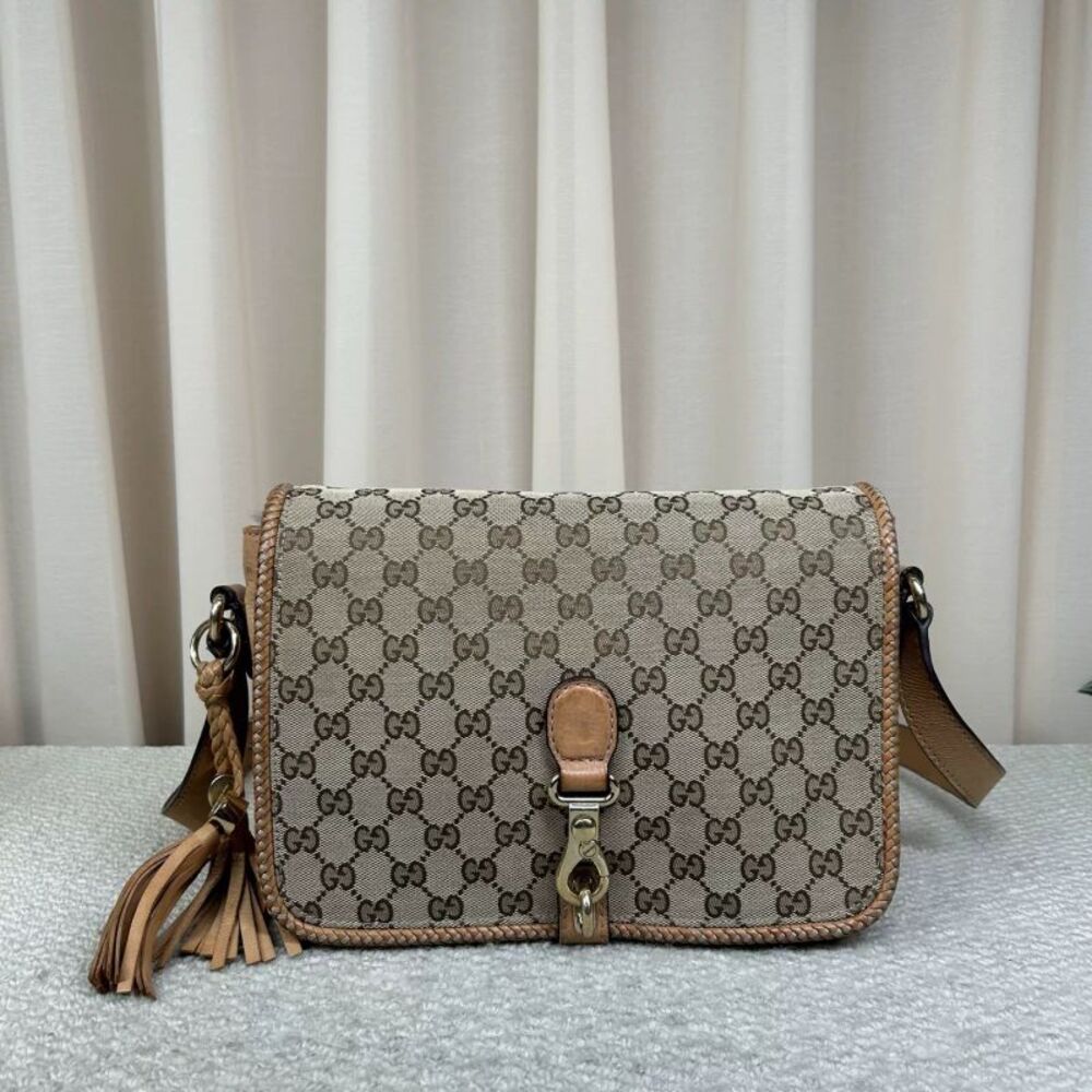 Gucci Women Pre-Loved Bag Very Good Condition